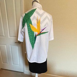 Hawaiian Bird of Prey Applique women's shirt size M